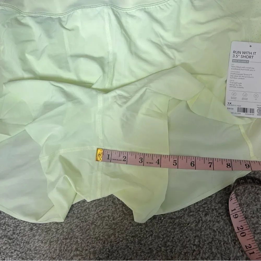 Athleta Run With It Shorts 3.5”